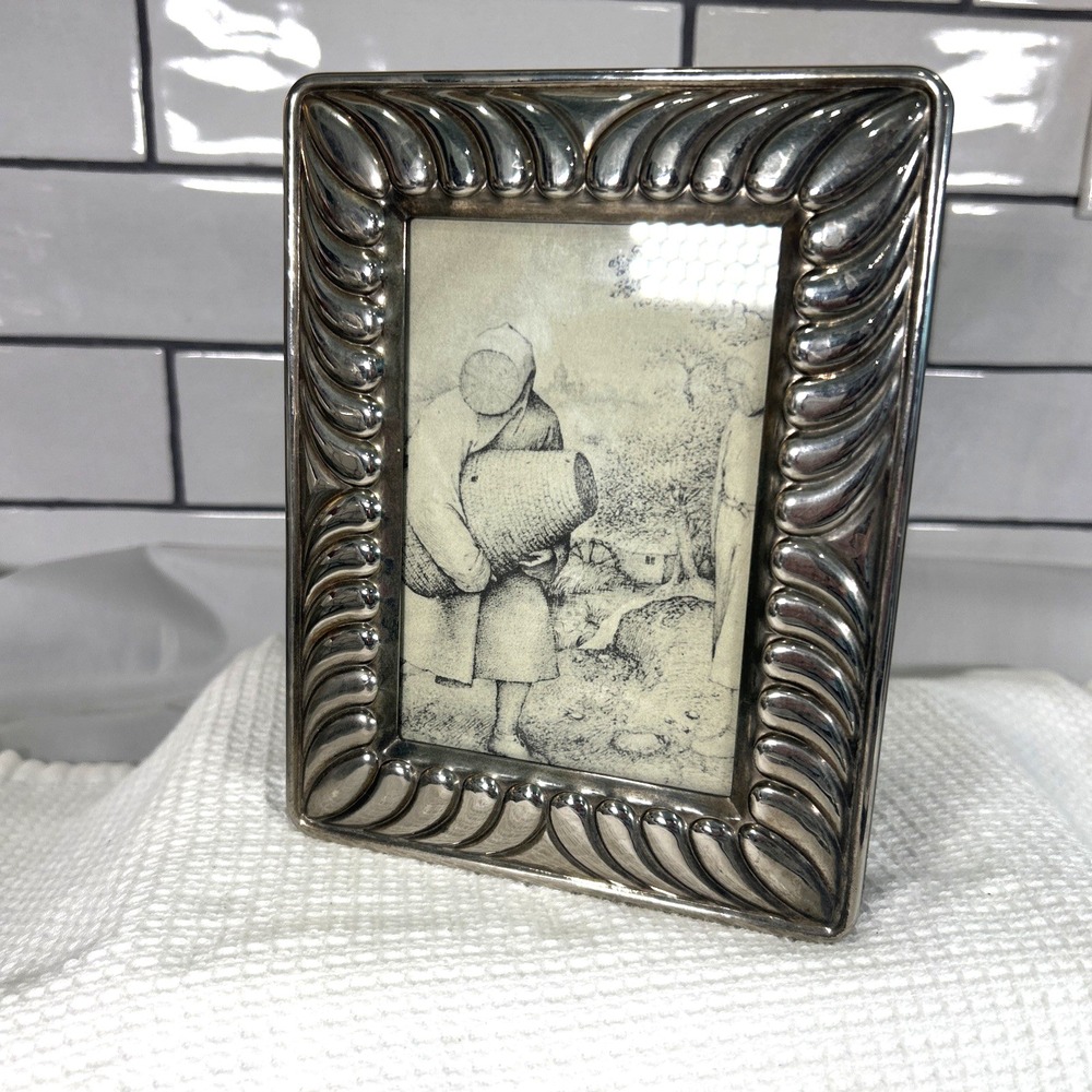 Vtg Tabletop Picture Frame Metal Velvet Concealed Compartment Easel Silver Black